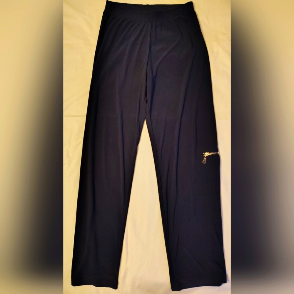 Vecceli Italy Silky Feel Light Weight Pants Navy Blue Luxury Feel EUC Small